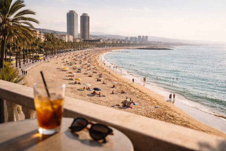 Storbyer med strand: 20 byer hvor du kan kombinere citybreak og badeferie
